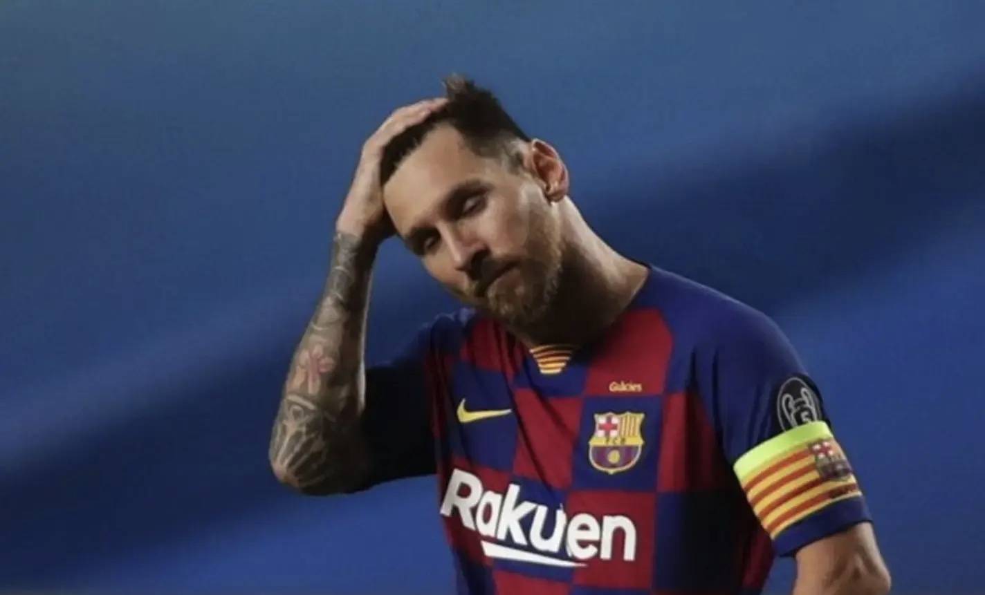 “苏超”夺冠，泰州队景泊羲：爸爸在天上肯定会为我高兴（苏超加冕冠军，泰州队景泊羲：天上的父亲一定会为我高兴）